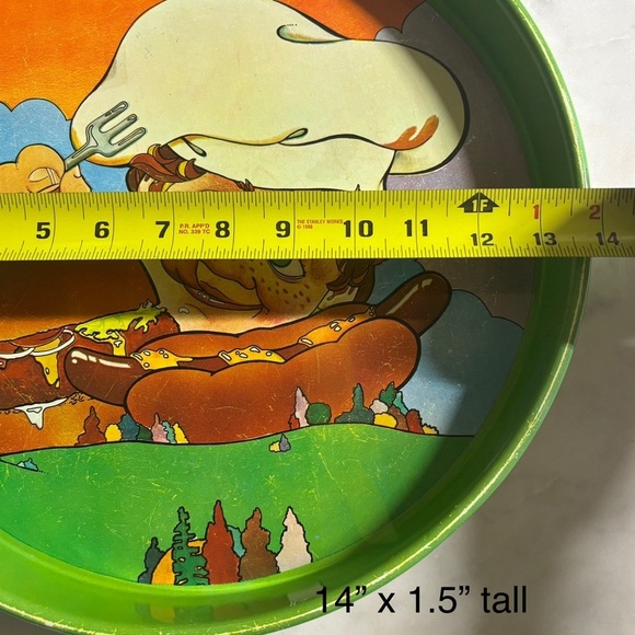 Vintage 70s serving tray featuring a hungry freckled boy, hamburger & hot dog - Picture 6 of 6